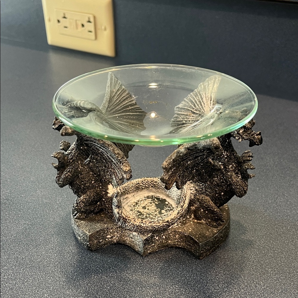Dragon Themed Glass Oil Burner